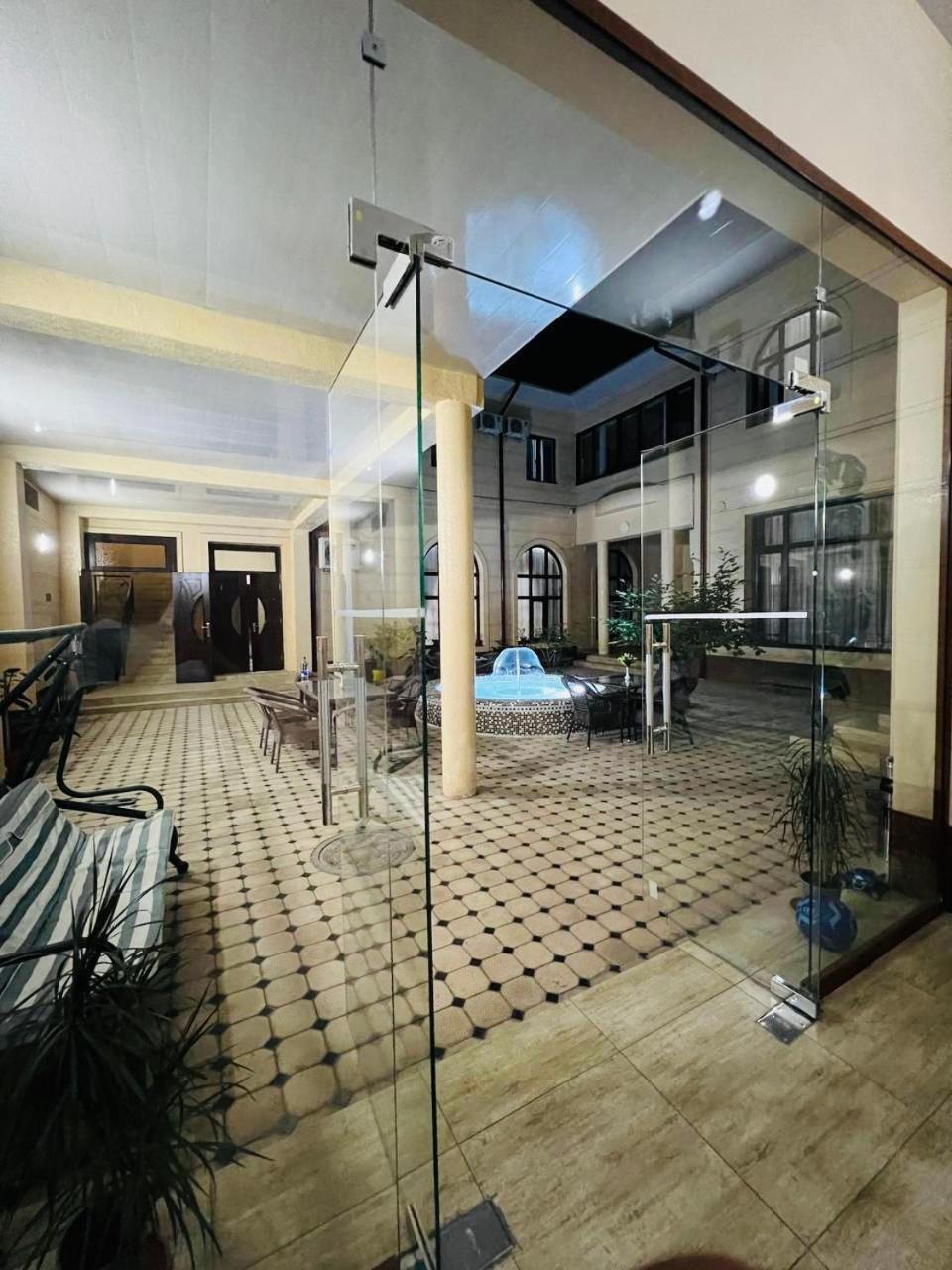 Alisher Hotel By Shosh Tashkent Esterno foto