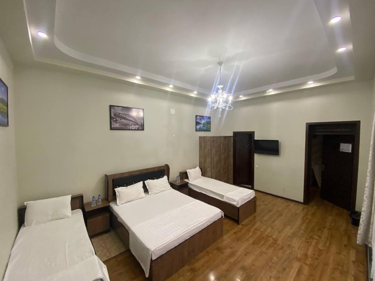 Alisher Hotel By Shosh Tashkent Esterno foto